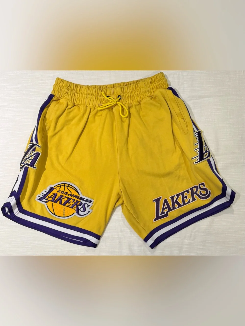 NBA LA Los Angeles Lakers Men’s 2XL Pro Standard Team Player Shorts Gold/Purple